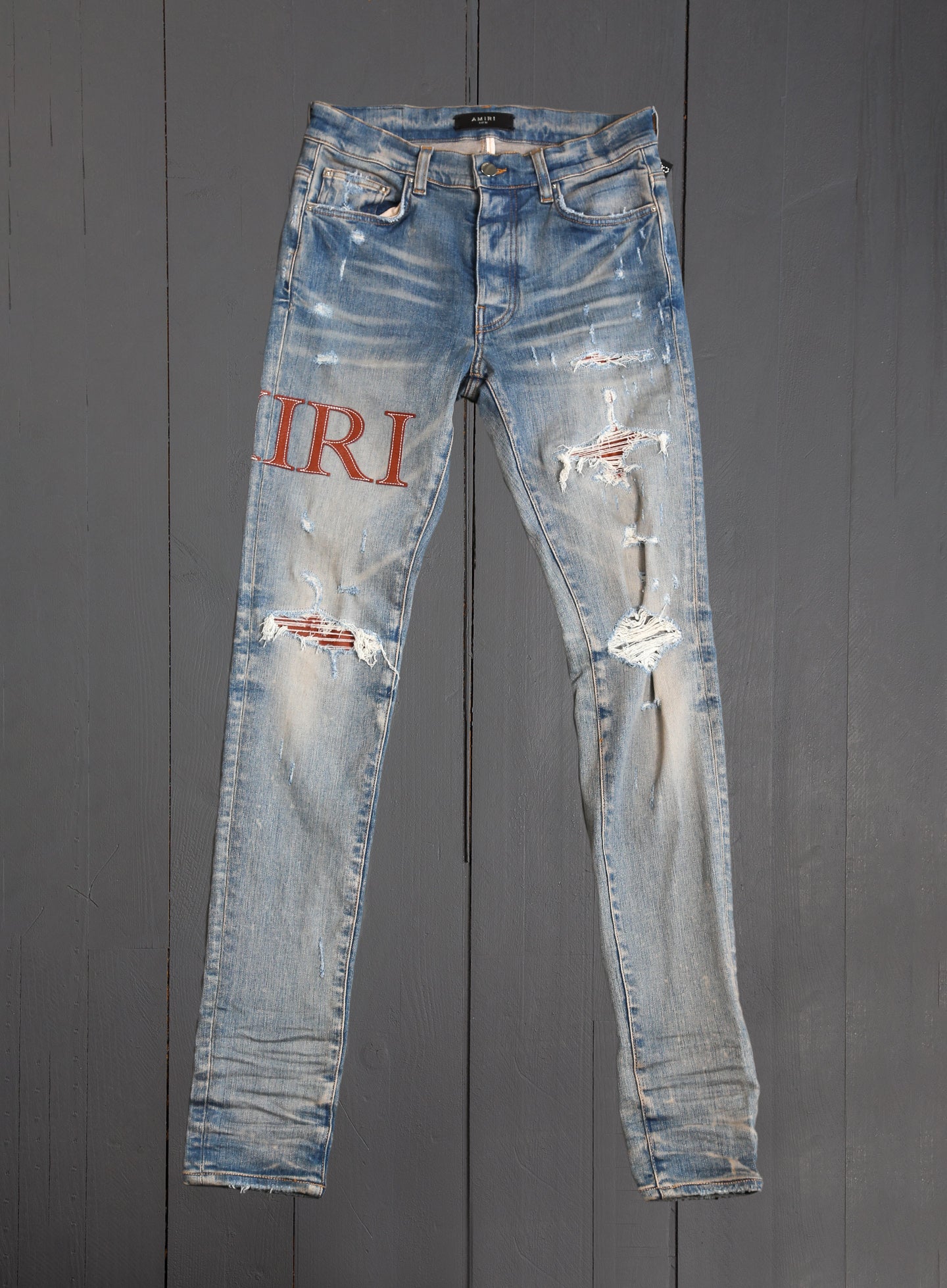 AMIRI LEATHER STITCH LOGO DENIM
